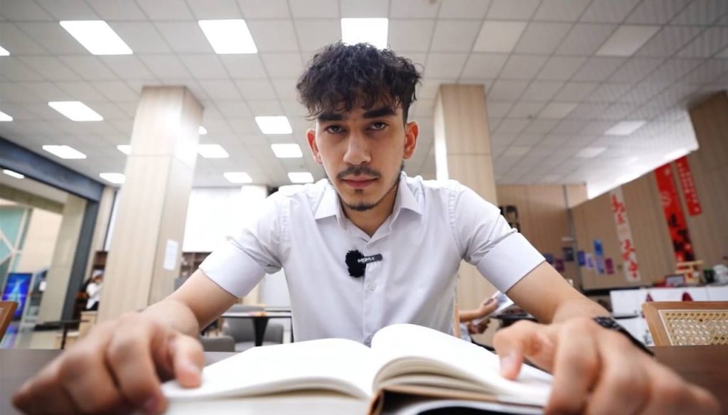 Быть соседями: туркменский студент мечтает стать мостиком между Китаем и Туркменистаном