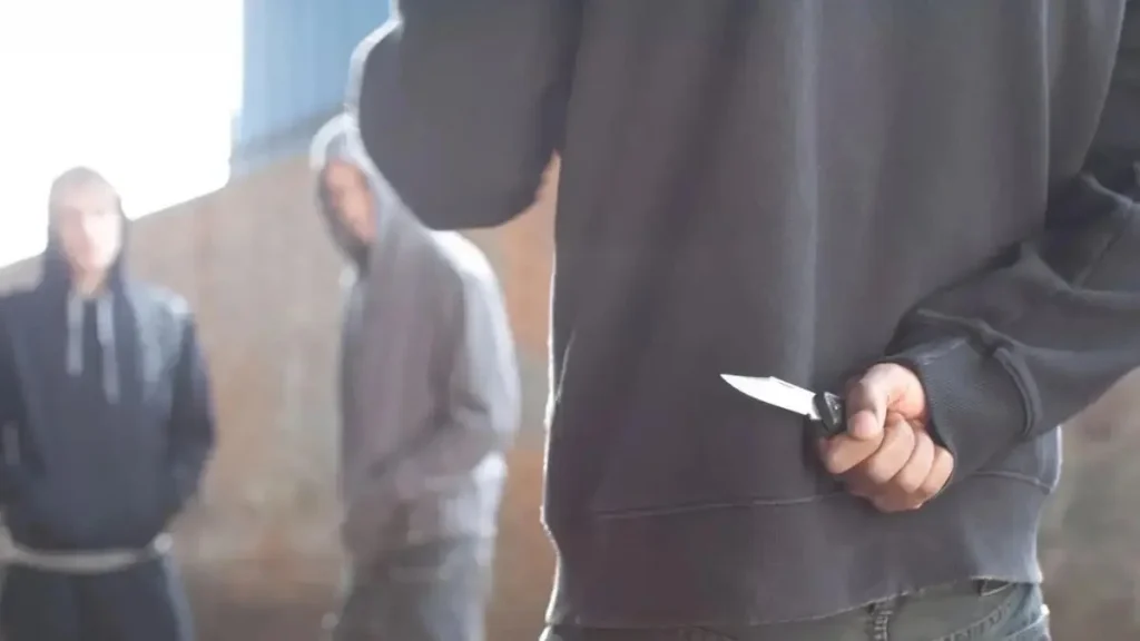 Ақтөбе облысында төбелес кезінде бозбаланы сыныптасы пышақтап кетті