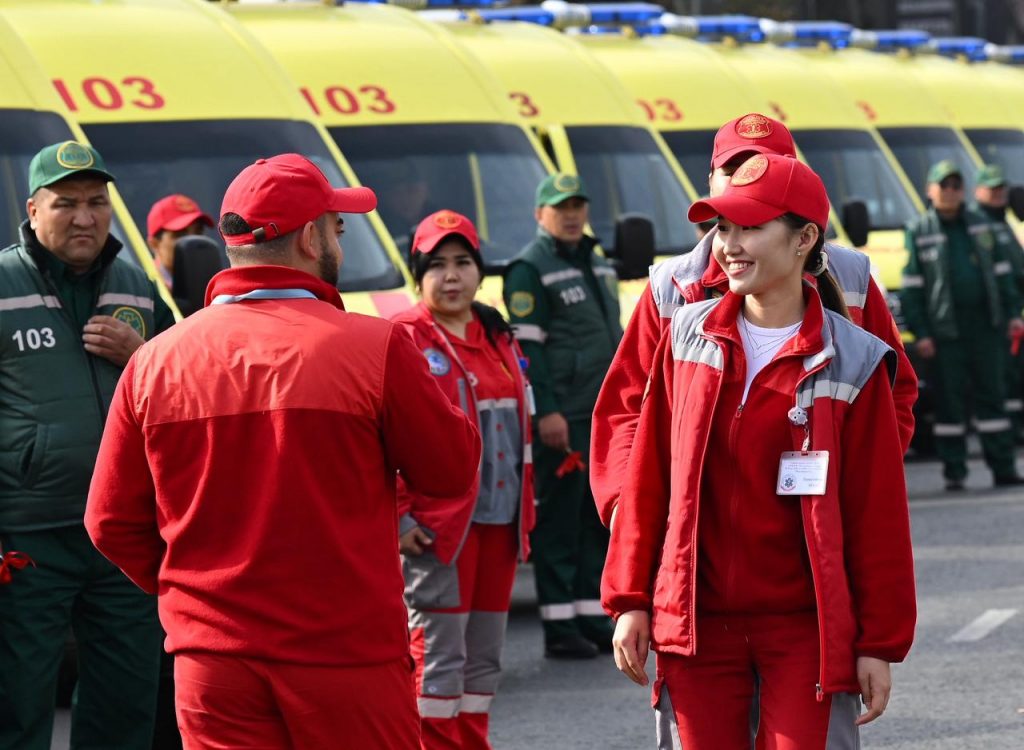 Служба скорой медицинской помощи Алматы получила 50 новых автомобилей