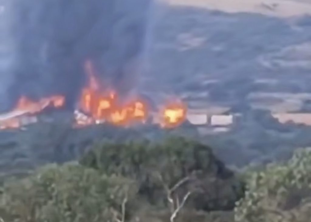 В Мексике взорвался поезд с горючими материалами — над Идальго поднялся столб дыма