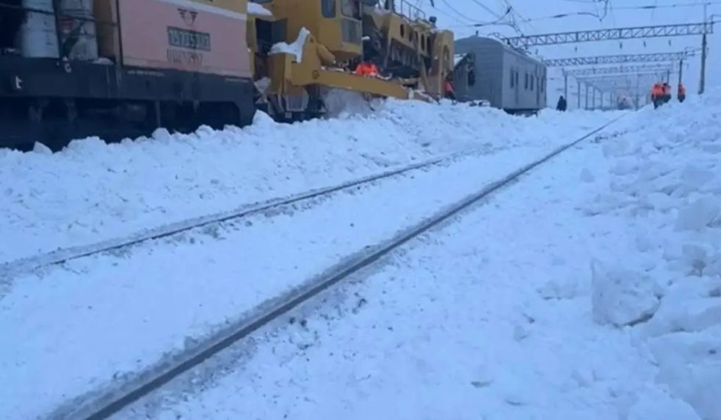 Жамбыл облысында екі теміржолшыны пойыз басып кетті