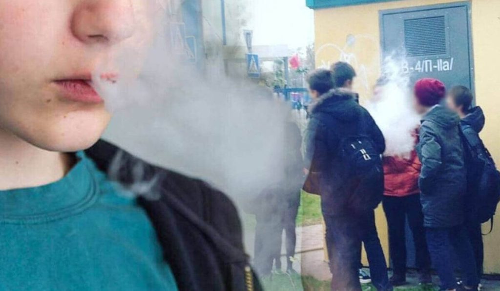 «Вейп сатылымы 300 есеге өскен»: Дәулет Тұрлыханов электронды темекімен қатар кальянға да тиым салуды ұсынды