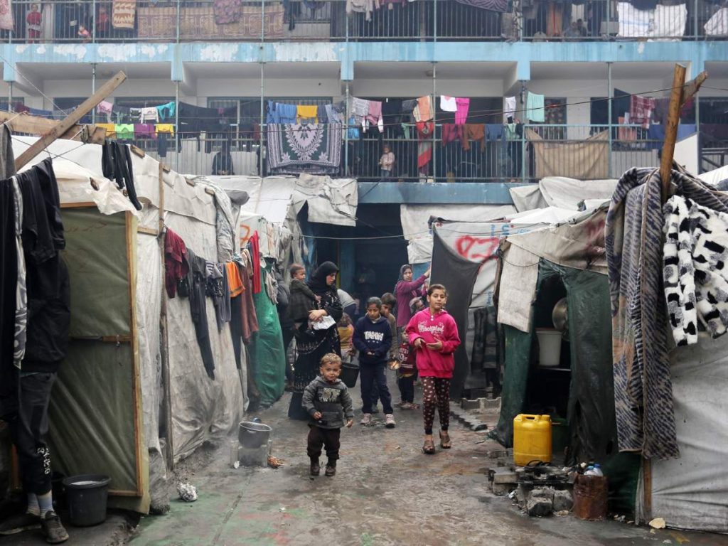 Газадағы босқындар лагеріне жасалған шабуылдан 17 адам қаза тапты