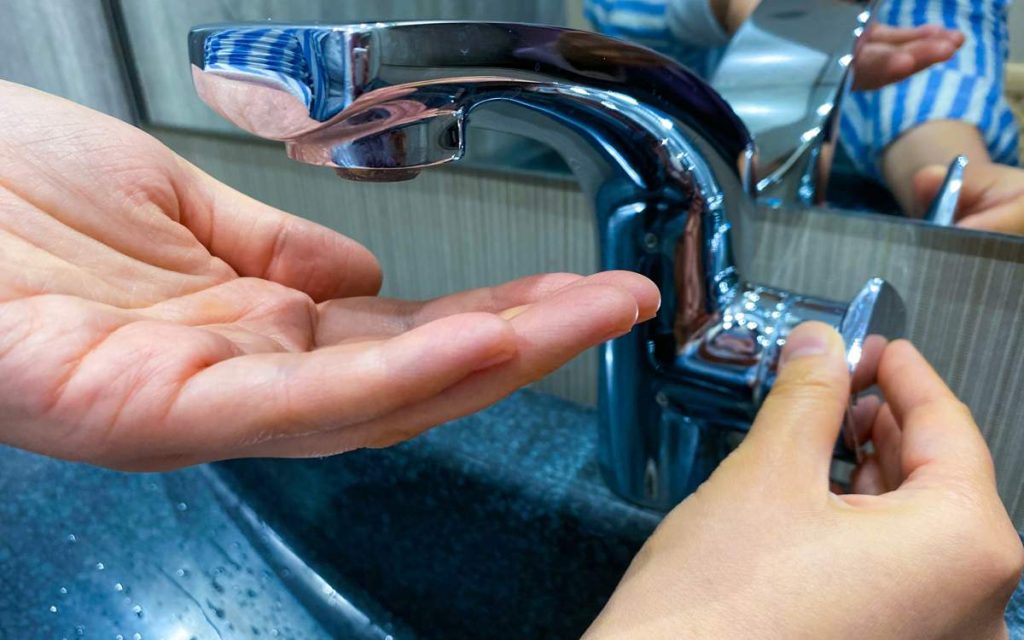 Алматы әкімдігі 20 мың тұрғынды сусыз қалдырған компанияны сотқа береді