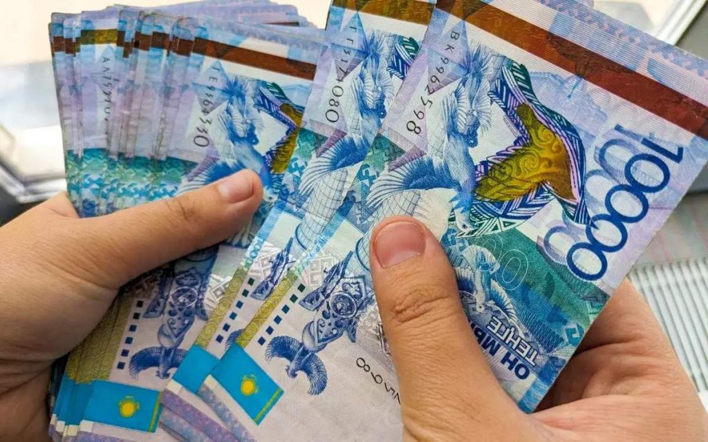 Ақтөбелік ардагер спортшы министрлікті сотқа беріп, сыйақысын өндіріп алды