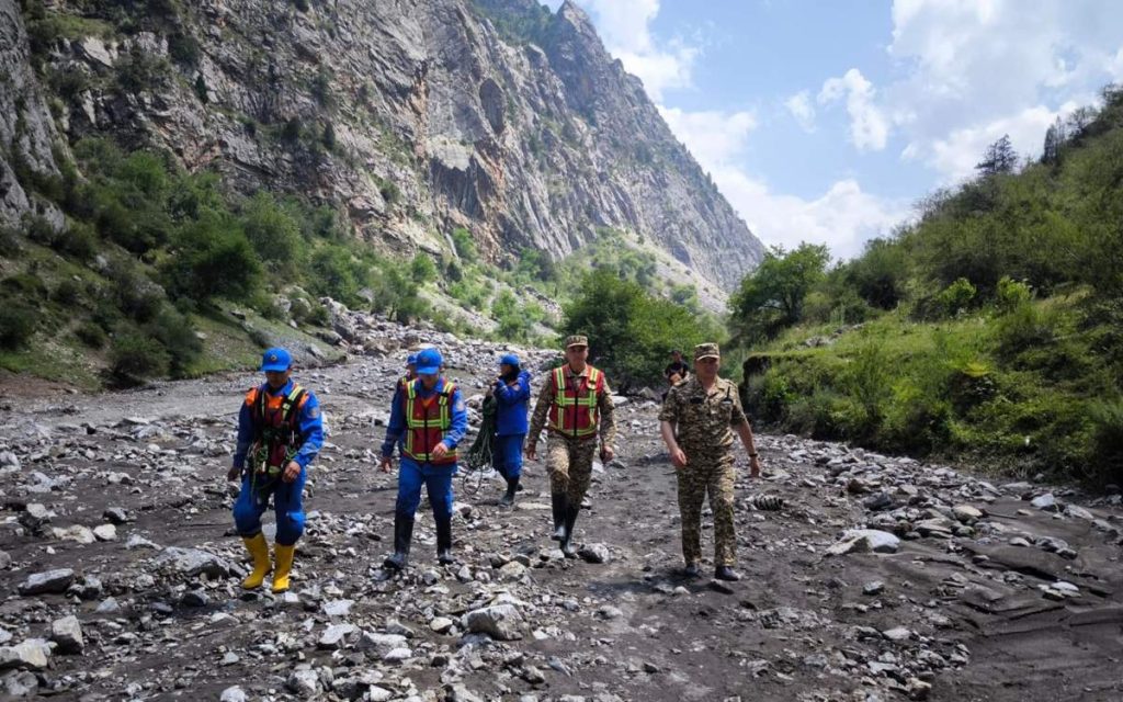 Қырғызстанның Ноокат ауданында селдің салдарынан мерт болғандар саны 9 адамға жетті