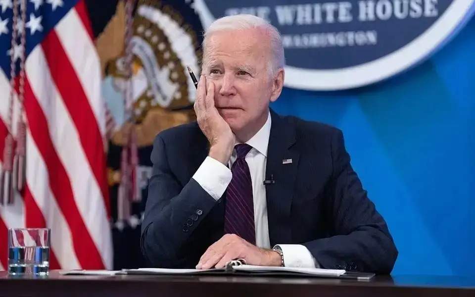 АҚШ-та демократтар Байденнің отставкаға кетуін талап етті