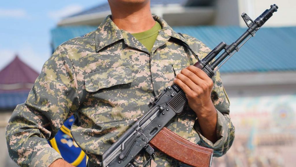 Сарыөзек гарнизонында әскери қызметші абайсызда өз-өзін атып жіберген