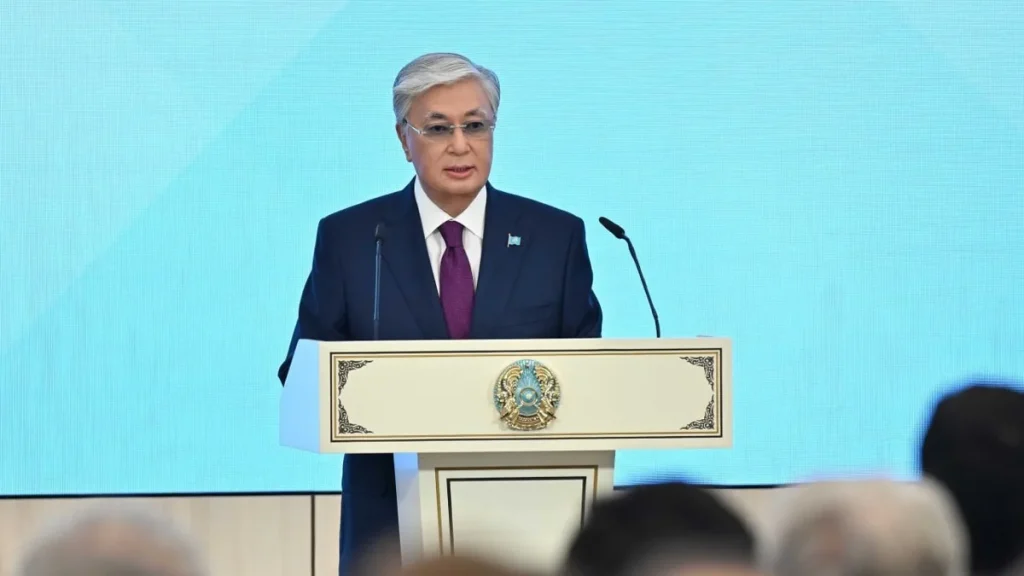 Президент: Цифрлық трансформация мен ЖИ — бәсекеге қабілеттілігіміздің кепілі