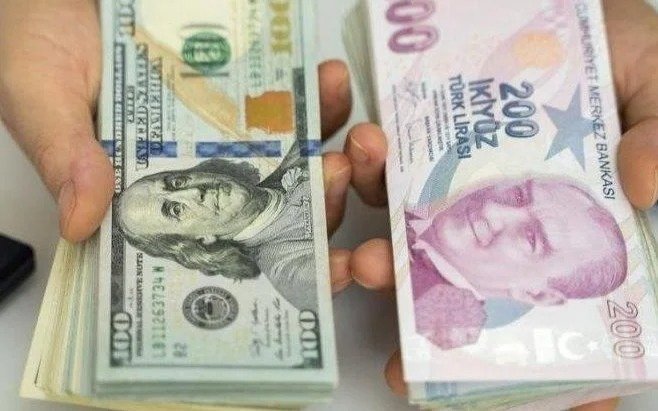 200 лираның құны 5 доллардан төмендеді