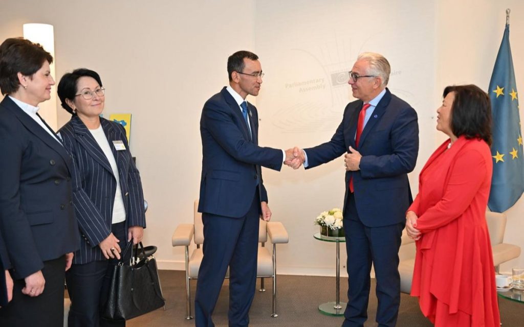 Мәулен Әшімбаев бірпалаталы Парламент бастамасын таныстырды