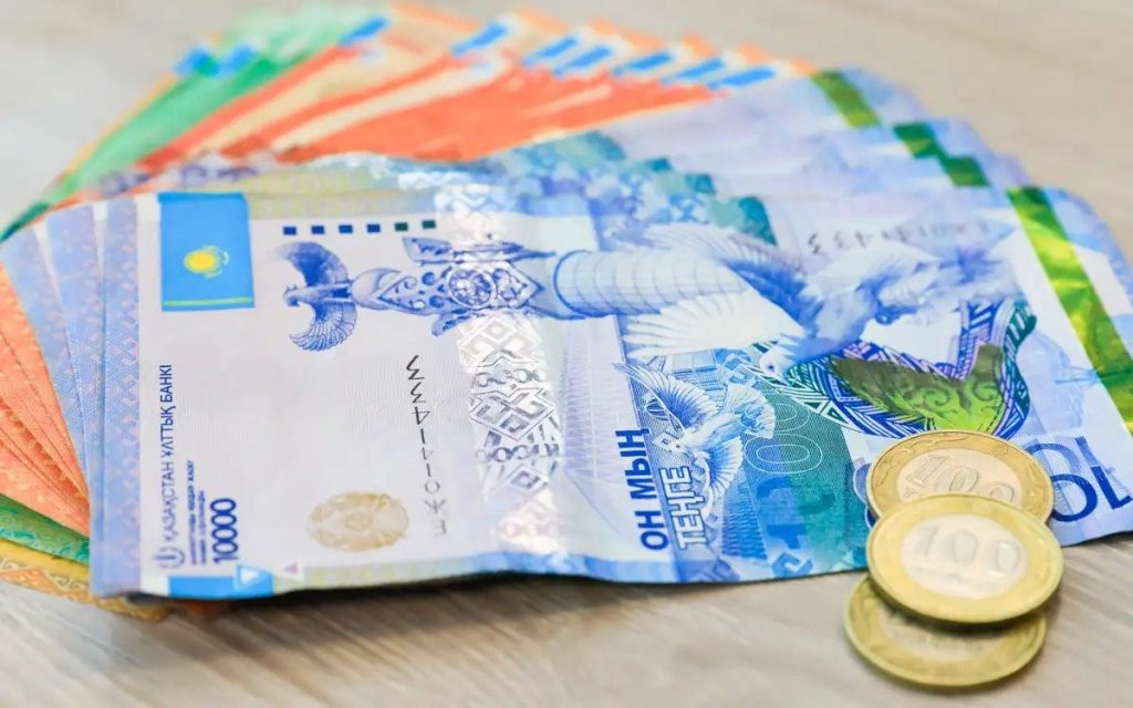 Ақша айырбастау орындарында доллар қаншадан саудаланып жатыр