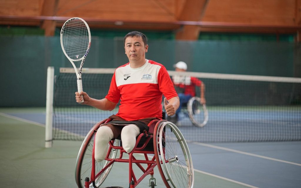 Өмірде ештеңе де кеш емес