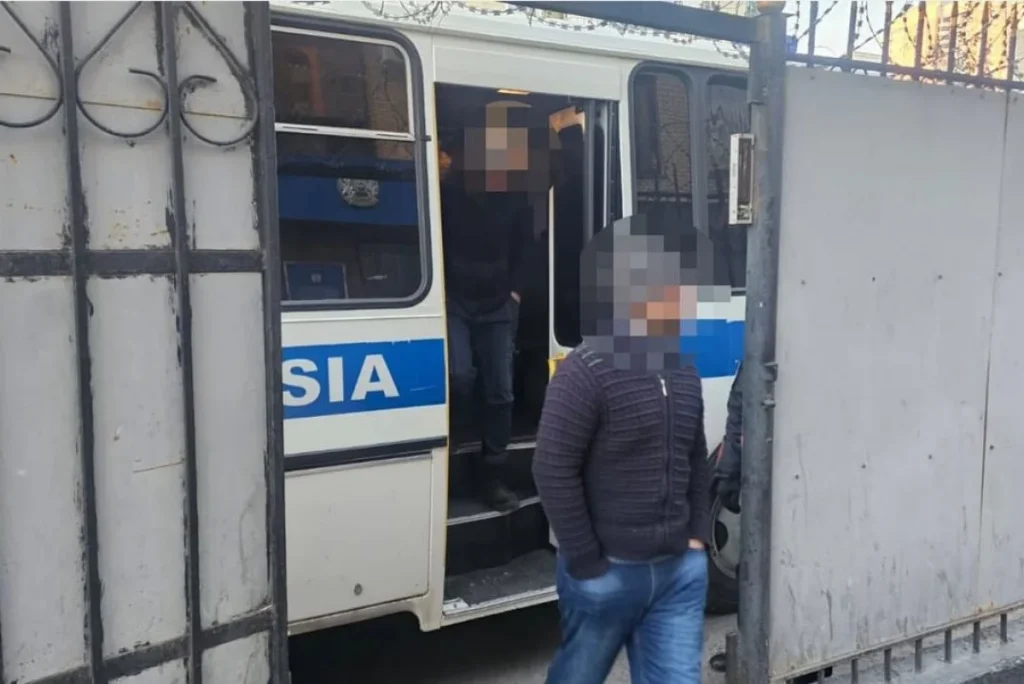 Астанада жөндеу жұмыстарымен заңсыз айналысқан шетелдіктер ұсталды