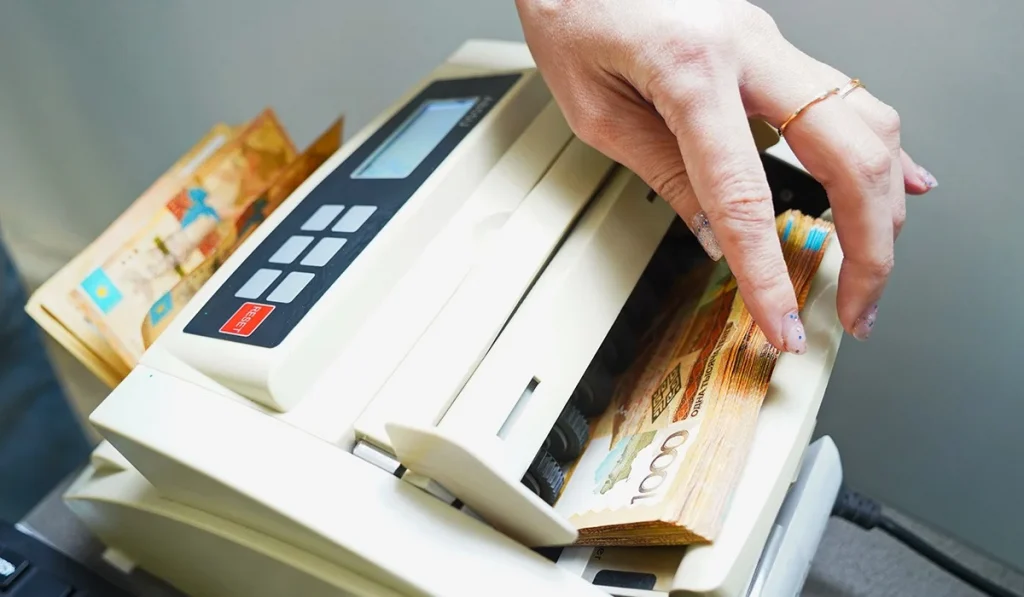 Жеке тұлғаларға берілетін несиені шектеу керек – Ұлттық банк төрағасы