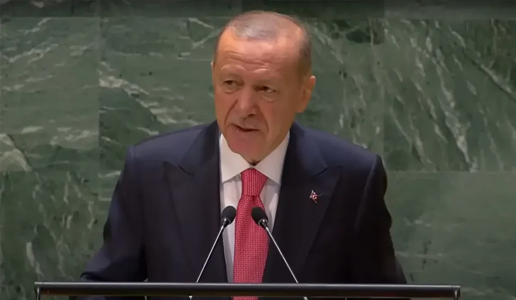 Ердоған Ресей мен АҚШ басшыларының саммитін Түркияда өткізуге дайын екенін мәлімдеді