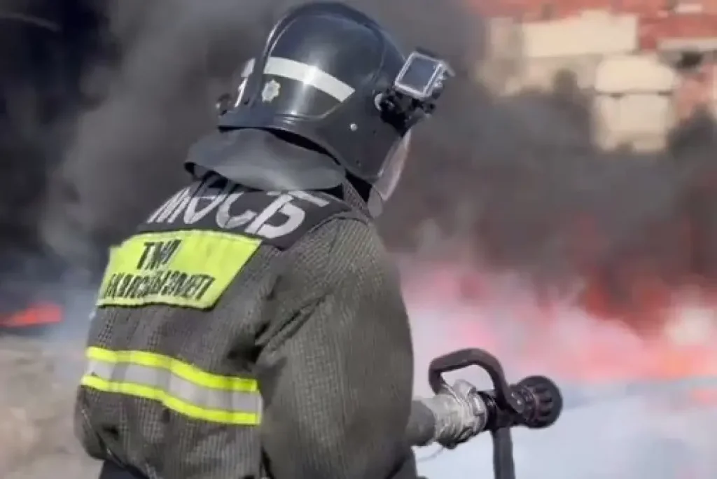 Петропавлда өрт шыққан үйден 13 адам эвакуацияланды