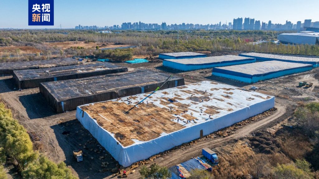 В Харбине начали работы для извлечения 200 тыс. куб. м льда