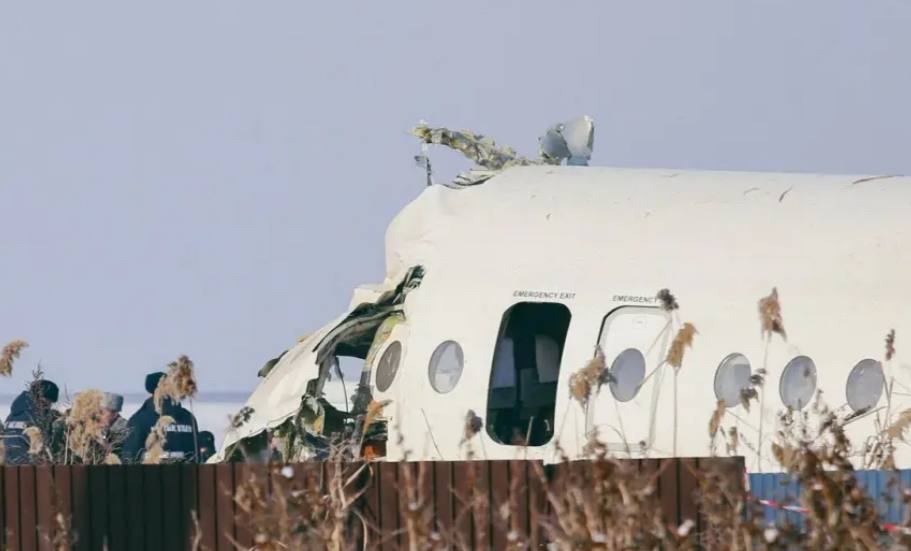 Крушение самолёта Bek Air: суд признал пилотов виновными