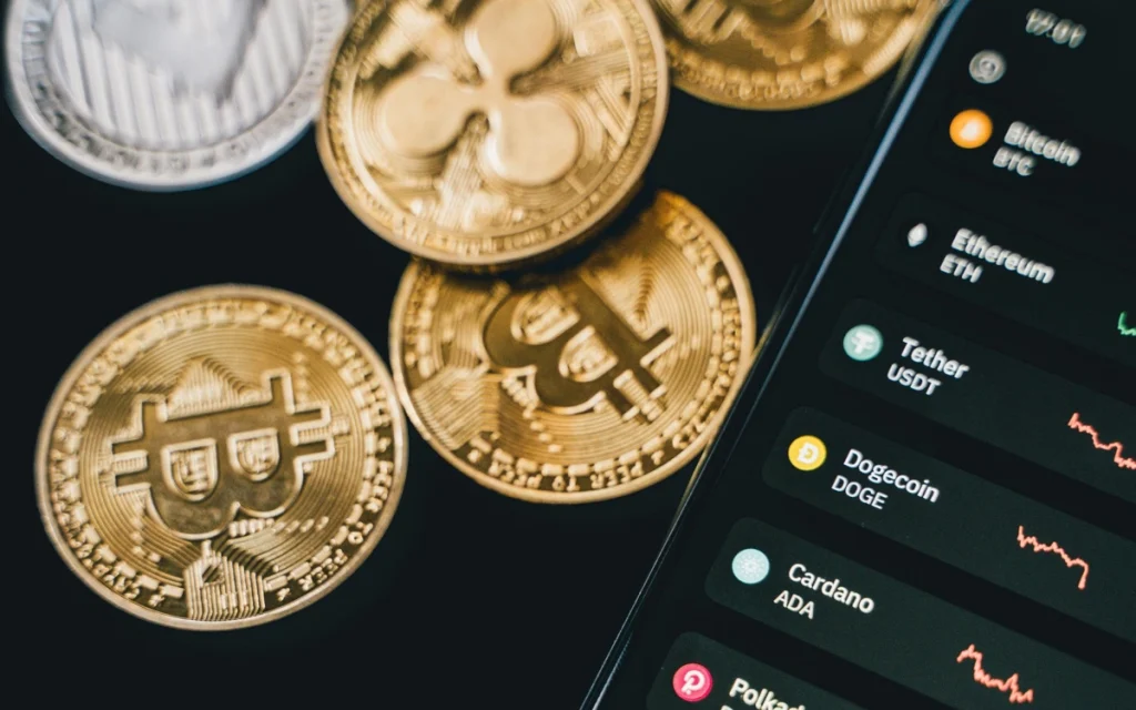 Курсы криптовалют стремительно откатываются вниз Фото: Pexels