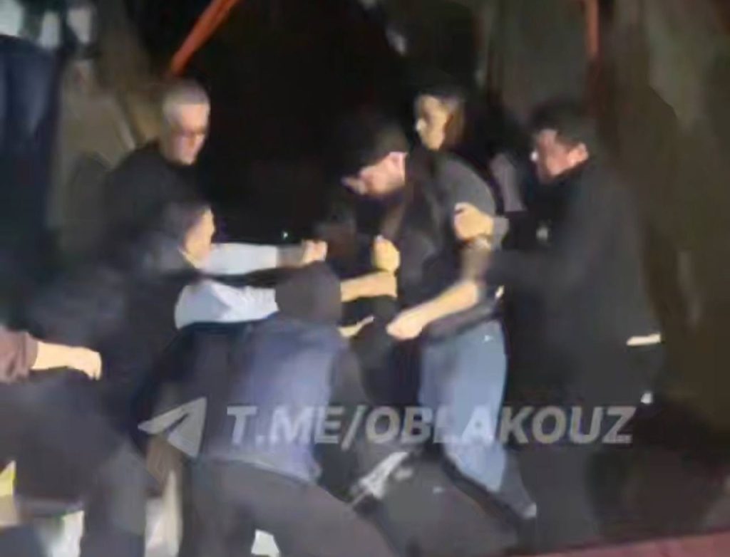 В ташкентском цирке мужчины устроили массовую драку из-за попкорна