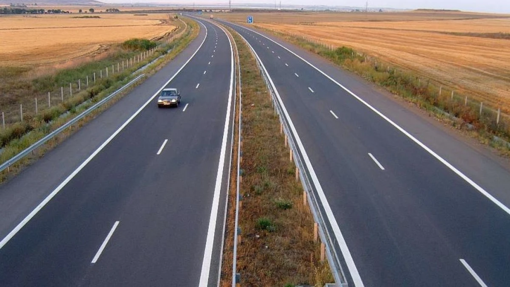 Названы самые опасные автодороги Казахстана