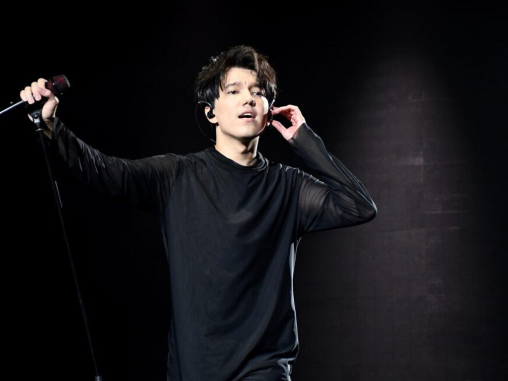 Димаш Кудайберген выступил с температурой 40 градусов, несмотря на болезнь