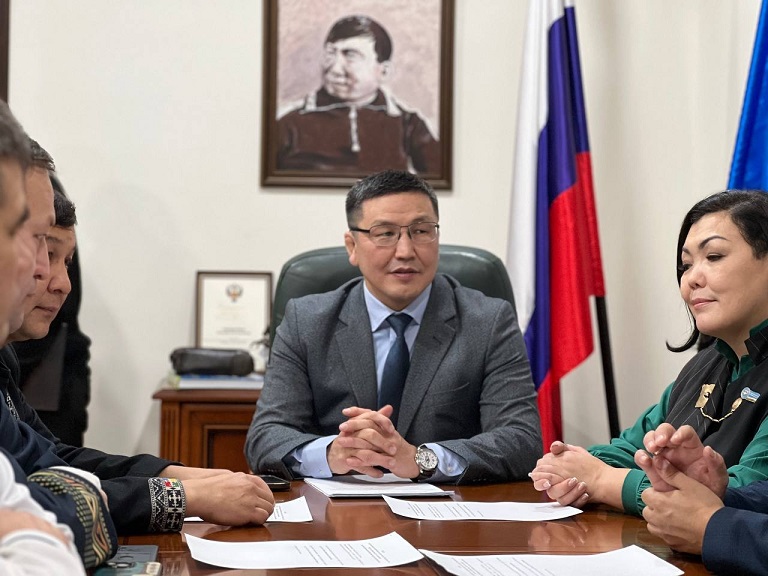 Якутия и Казахстан укрепляют сотрудничество в развитии настольных игр Встреча в Якутии