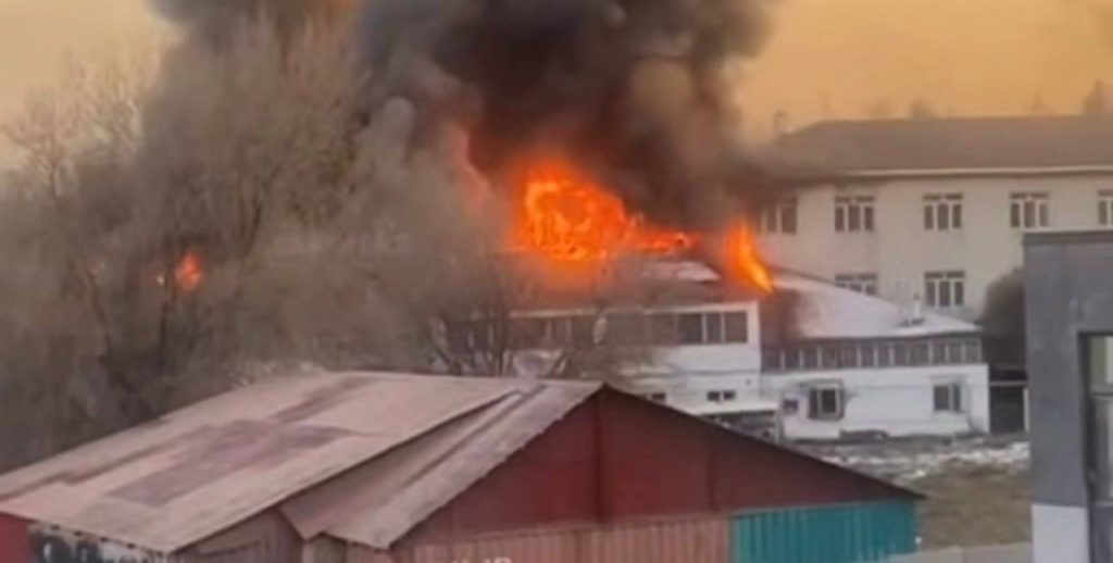 В Алматы загорелся детский дом: всех воспитанников успели эвакуировать