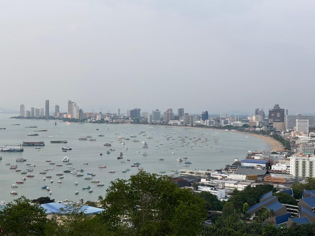 ПАТТАЙЯ: ГОРОД, КОТОРЫЙ ПРОСЫПАЕТСЯ ДВАЖДЫ