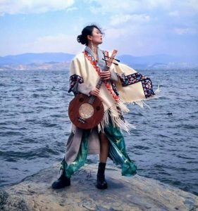 Шанхай әншісі