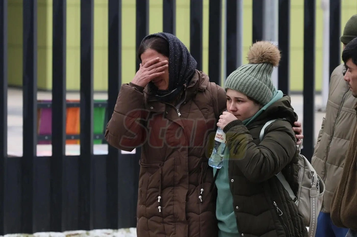 Звезды в России скорбят по 10-летнему Кобилджону, которого зарезали в школе Мать погибшего Кобилджона Алиева