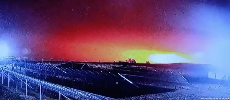 Момент крушения самолета