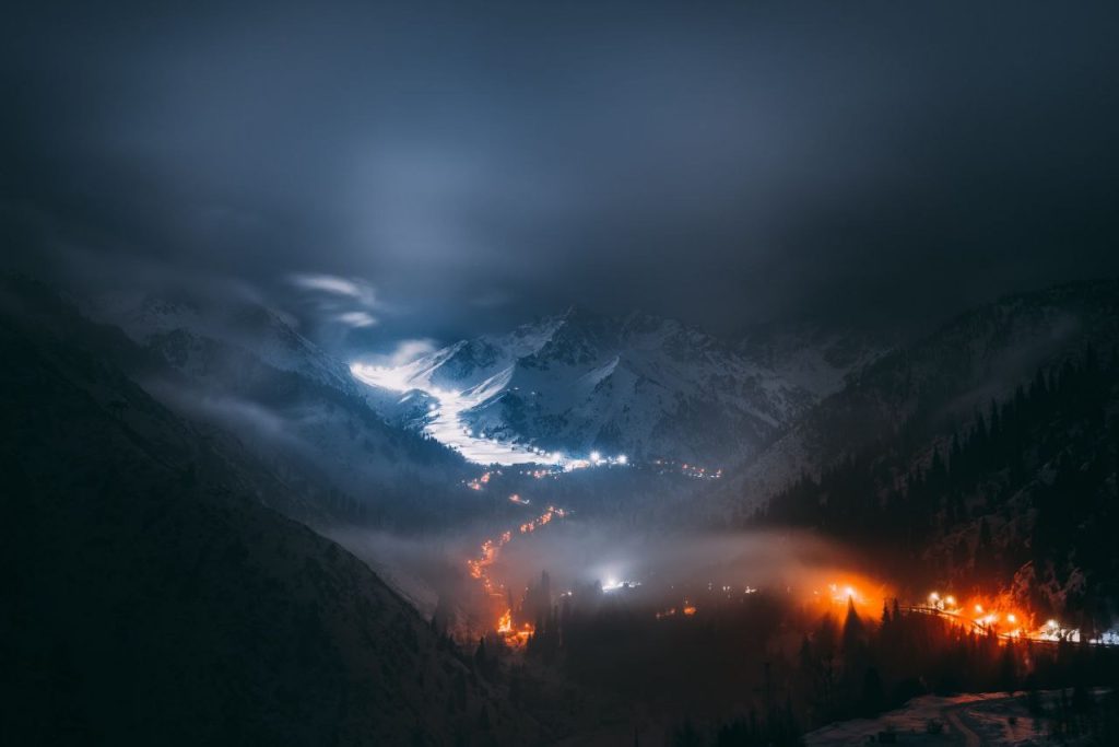 Shymbulak открыл ночные катания