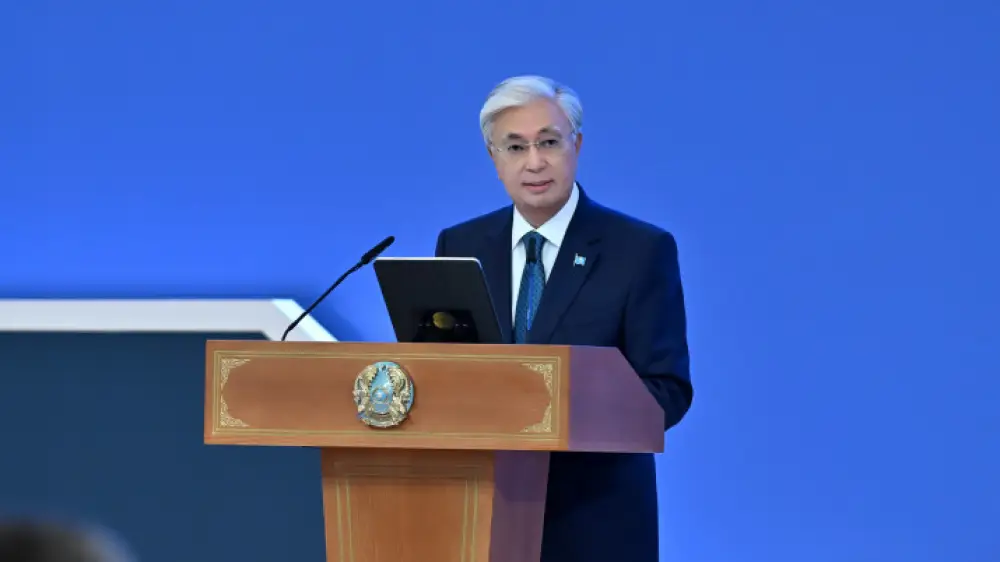 Токаев поздравил казахстанцев с Днем Независимости Токаев