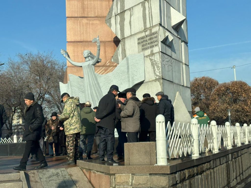 Площадь Республики в Алматы