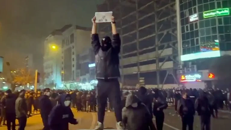 Протесты в Иране