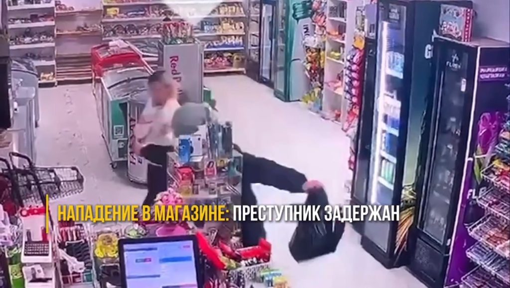 В Алматы задержан грабитель, избивший женщину в продуктовом магазине