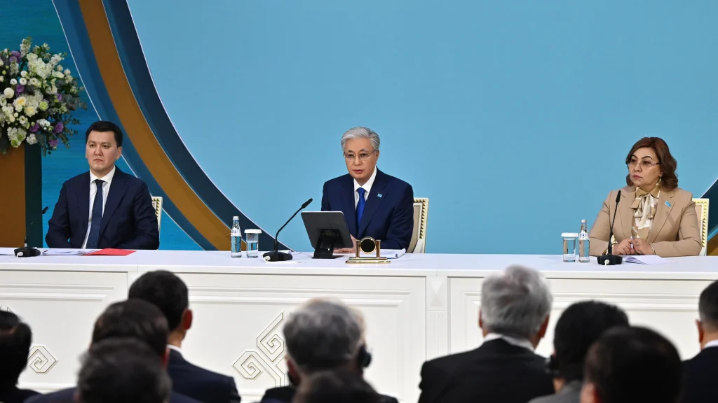 Конституциялық реформа жөніндегі комиссия құрылды