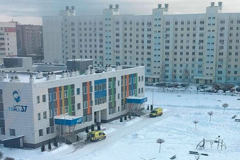 Рукой заслонила от ножа: уборщица Алсу Анасова в Нижнекамске спасла ученика Нижнекамск