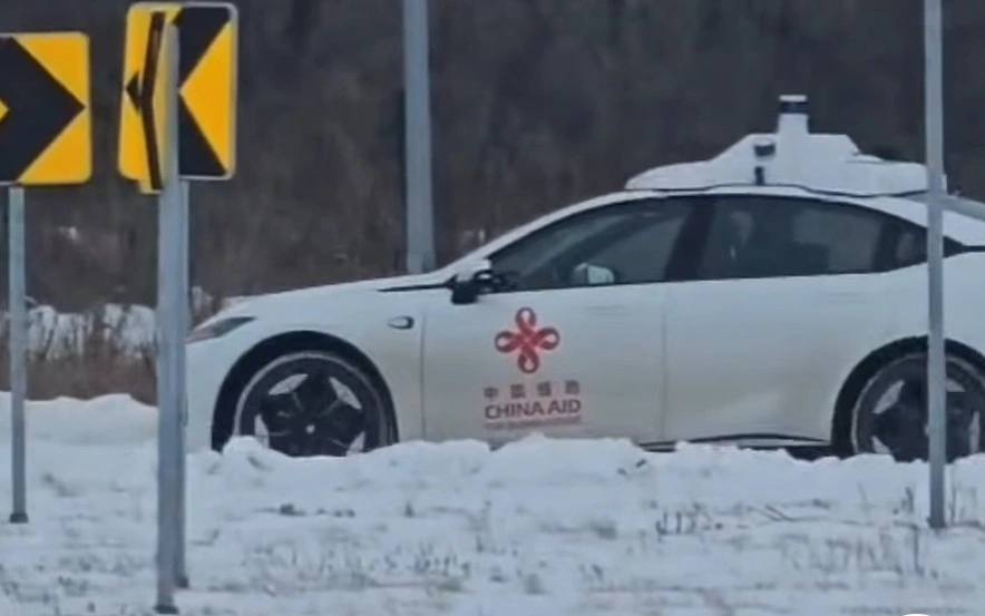 Беспилотные такси начнут тестировать в Астане и Алматы с 2026 года