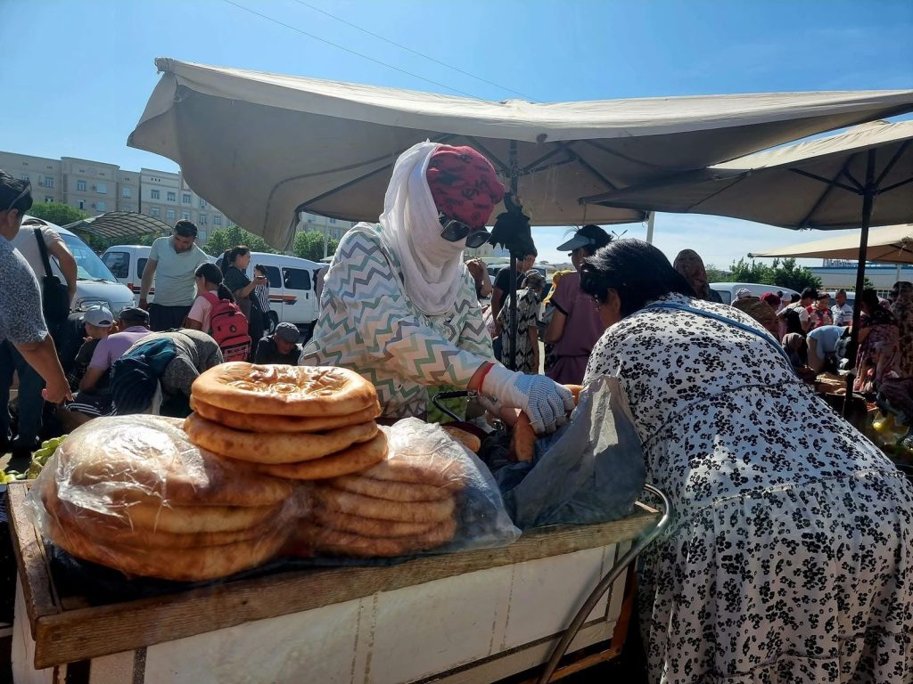 Базар в Нукусе