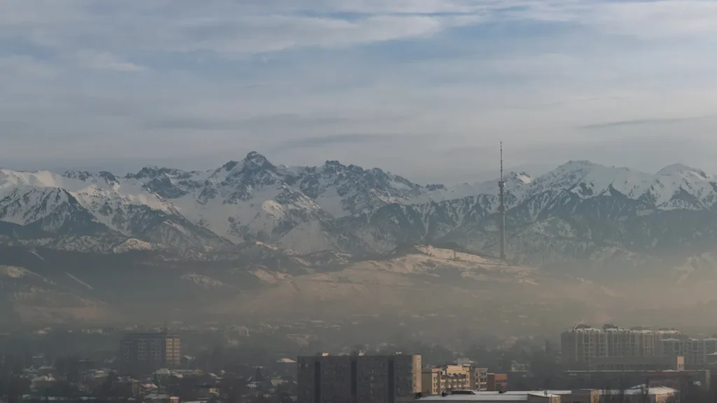 Алматы ауасы нашарлады: ластанудың 60%-ы көліктен Алматы смог