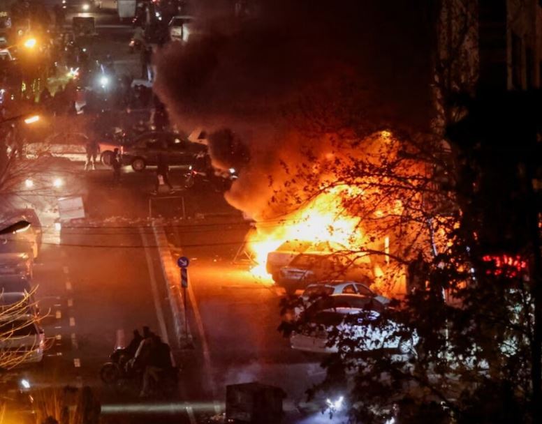 Университетские баррикады: новая волна протестов охватила вузы Ирана