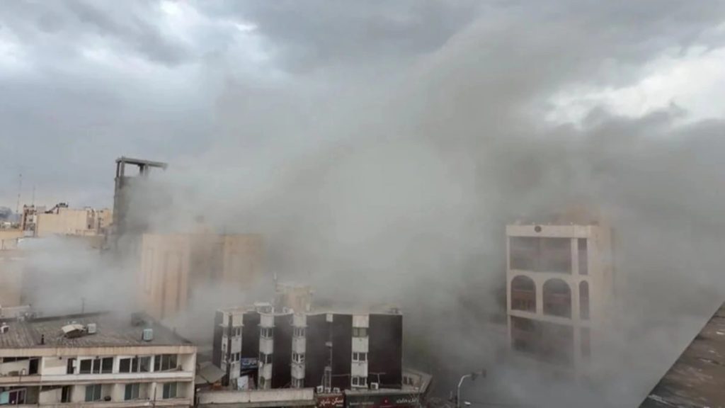 Около 800 человек погибли в результате атак по Ирану — данные Красного Полумесяца