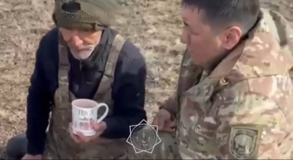 Абай облысында қар жеп аман қалған малшы табылды қар жеп жан сақтаған малшы табылды