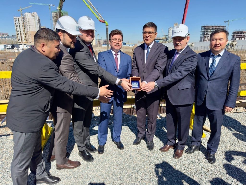 В Бишкеке стартовал новый этап строительства российско-кыргызской школы