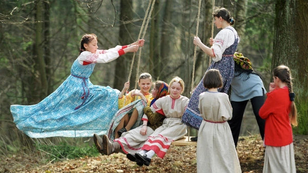 Фото: Юрий Белинский / ТАССПраздник Красная горка в Санкт-Петербурге. 2001 год