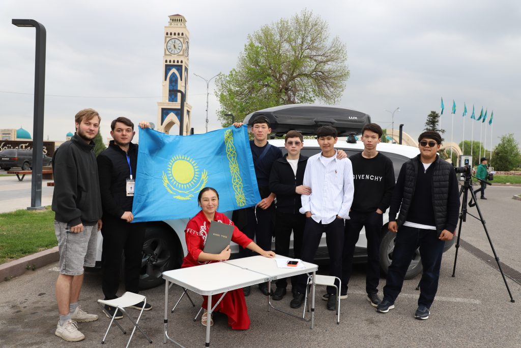 Рекорд Гиннесса в Таразе / фото Тимура Бошаева