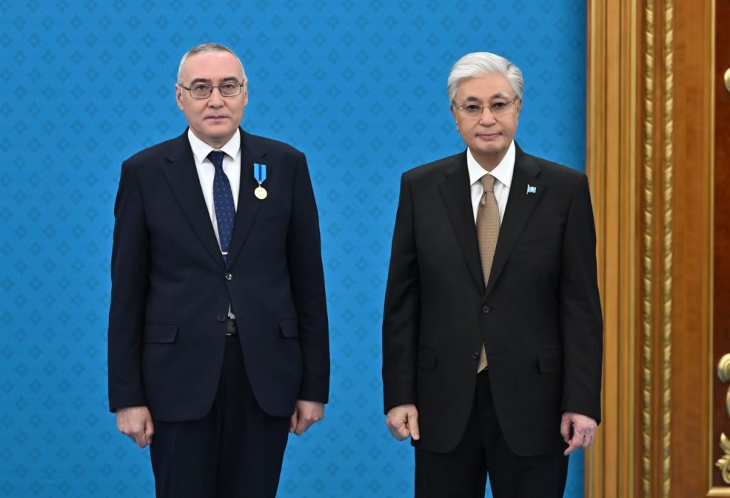 Президент ғылым саласының үздіктерін марапаттады Ғылым саласының үздіктері